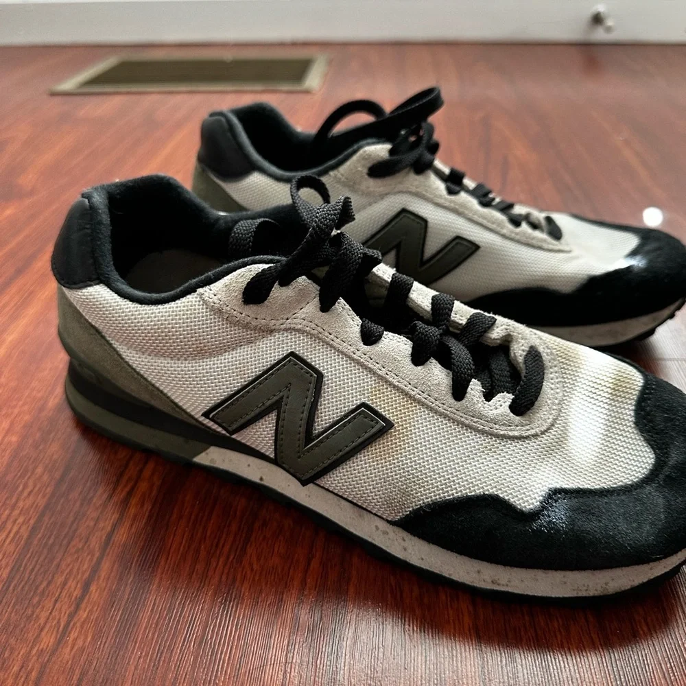 New Balance - Picture 2 of 7